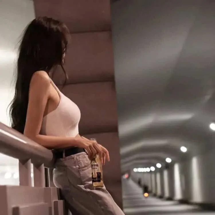 两个世界免费观看高清视频,最好看的2018在线观看中文